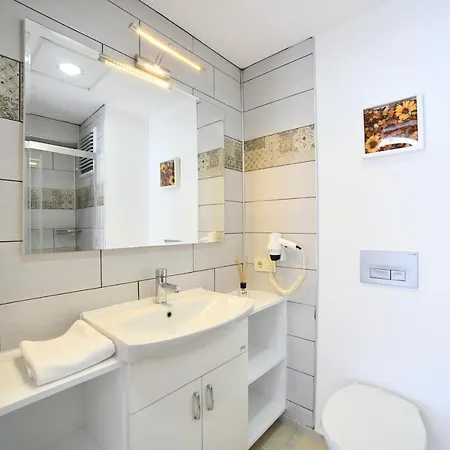 Aria Cesme * Izmir